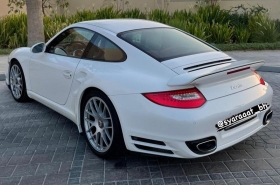 Porsche - 911 Turbo