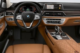 BMW
              7Series