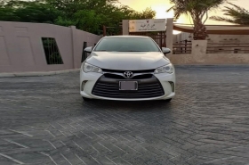 Toyota
              Camry
