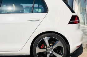 Volkswagen - Golf GTi