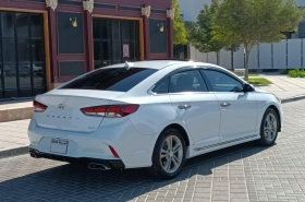 Hyundai
              Sonata