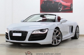 Audi R8 Coupe RWD