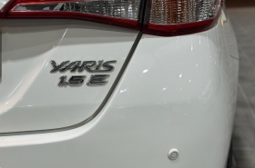 Toyota
              Yaris