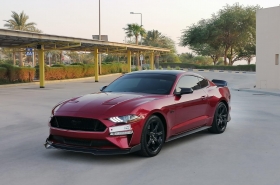 Ford
              Mustang