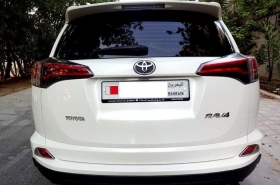 Toyota
              Rav
