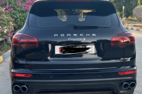 Porsche
              Cayenne