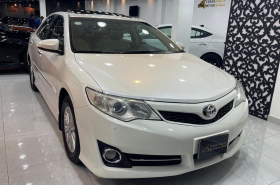 Toyota - Camry GLX