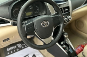 Toyota
              Yaris