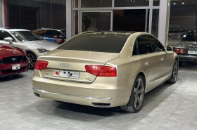 Audi
              A8