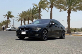 BMW
              3