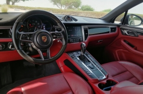 Porsche - Macan GTS