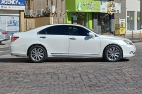 Lexus
              ES