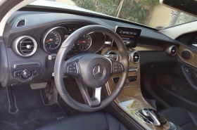 Mercedes-Benz
              C-Class